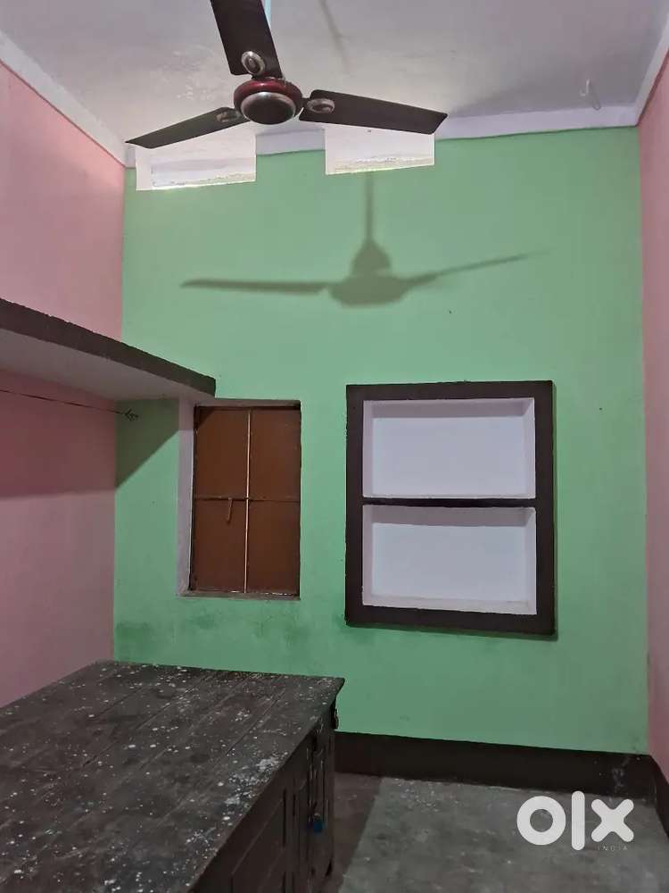 Single ROOM @2000, 1 ROOM सेट @3500, 2 ROOM सेट @5000