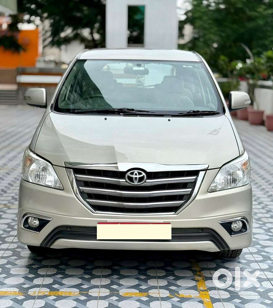 Toyota Innova 2014 1st owner