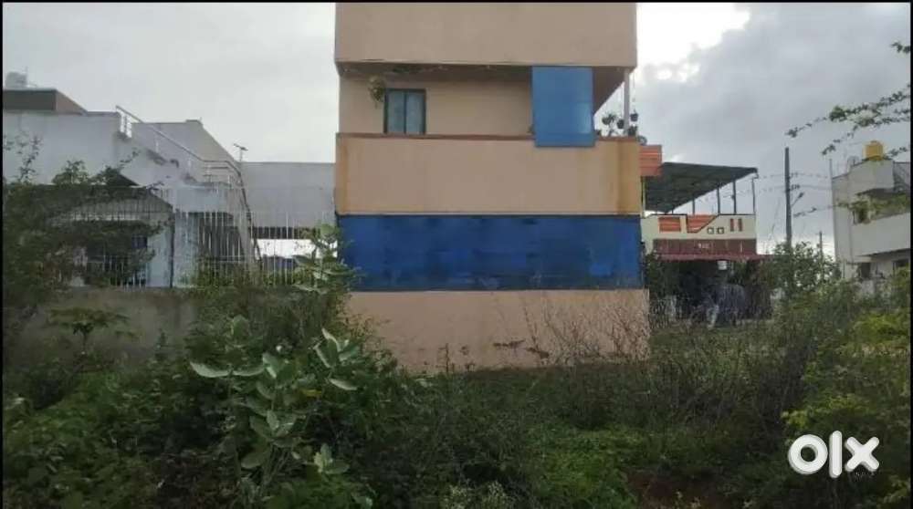 20'X30' plot for sale