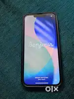 I phone 13 pro black 256gb Mint Condition Scratchless