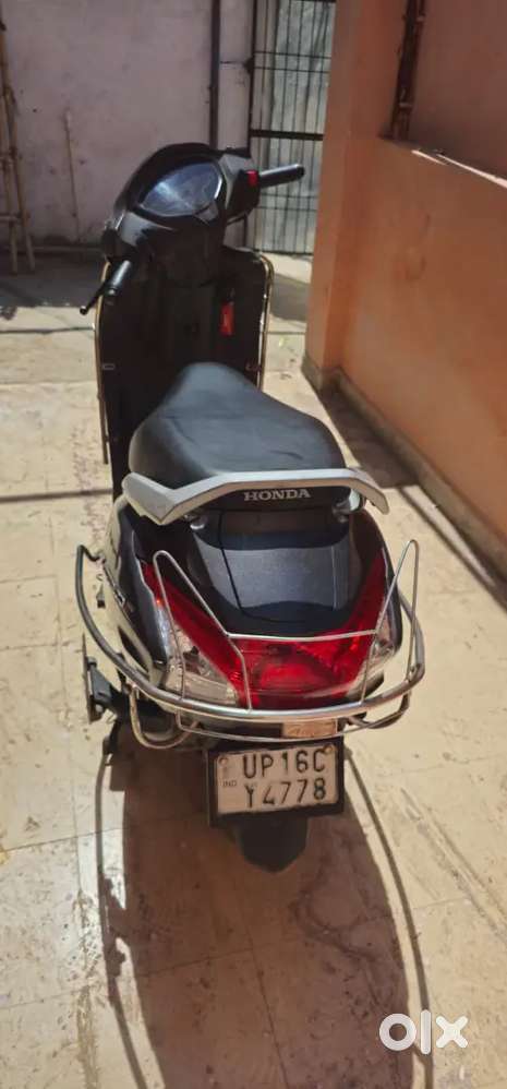 Honda Activa 6G 1st owner in Almost new conditions all papers complete