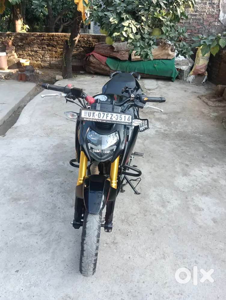 Apache 160 4v new model well maintain