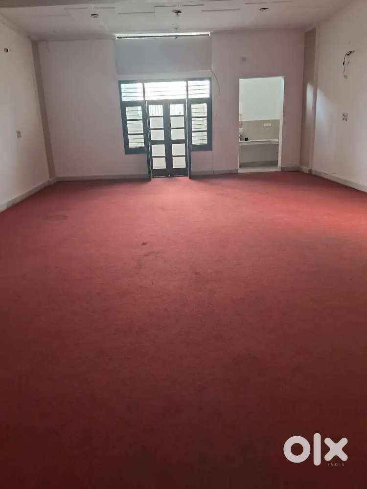 Model town first flour sco for rent