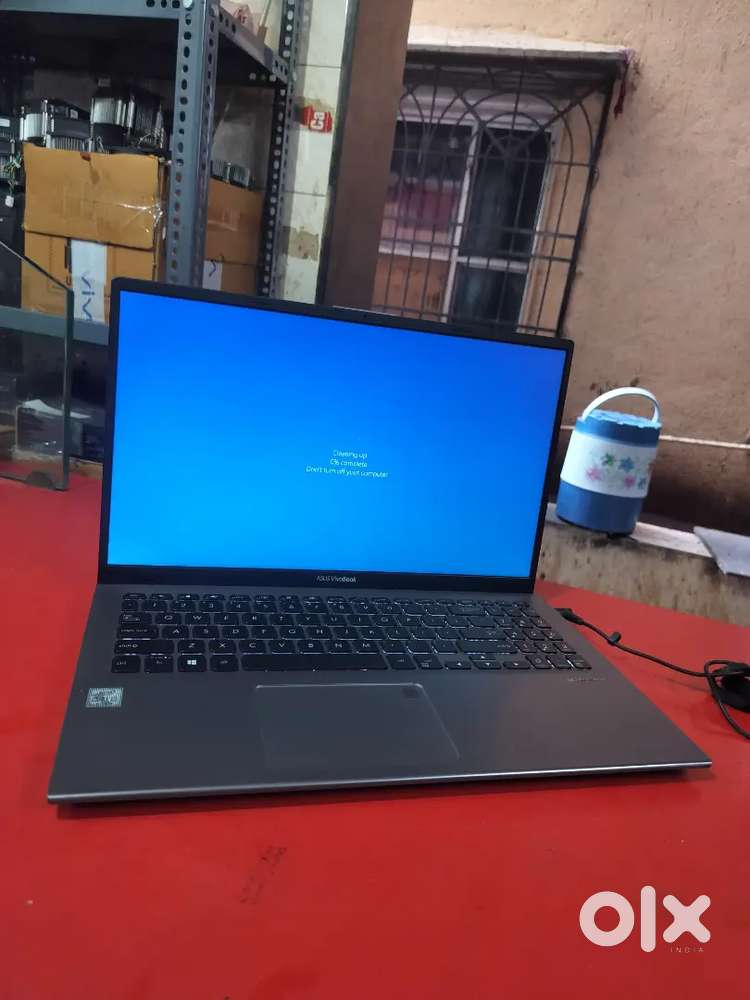 Asus vivobook laptop perfect working and new looking