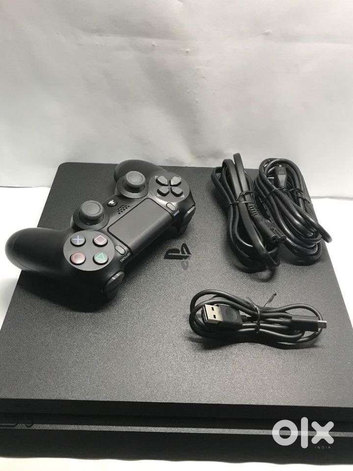 Ps4 sony 500GB with  joystick