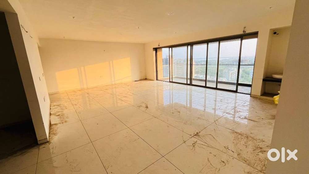 Rent - Biggest 3 BHK @ Iskon Ambli