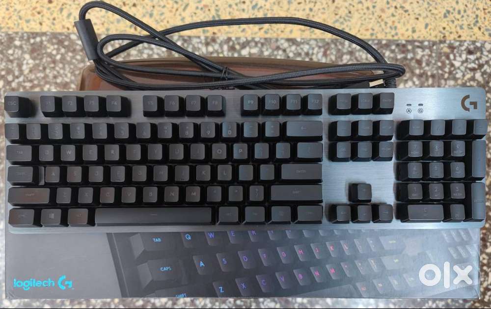 Logitech G512 Keyboard and G502 Gaming Mouse Combo