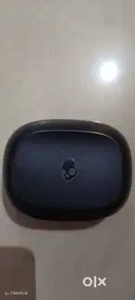 Skull candy ear buds
