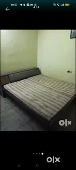 Double bed with gade