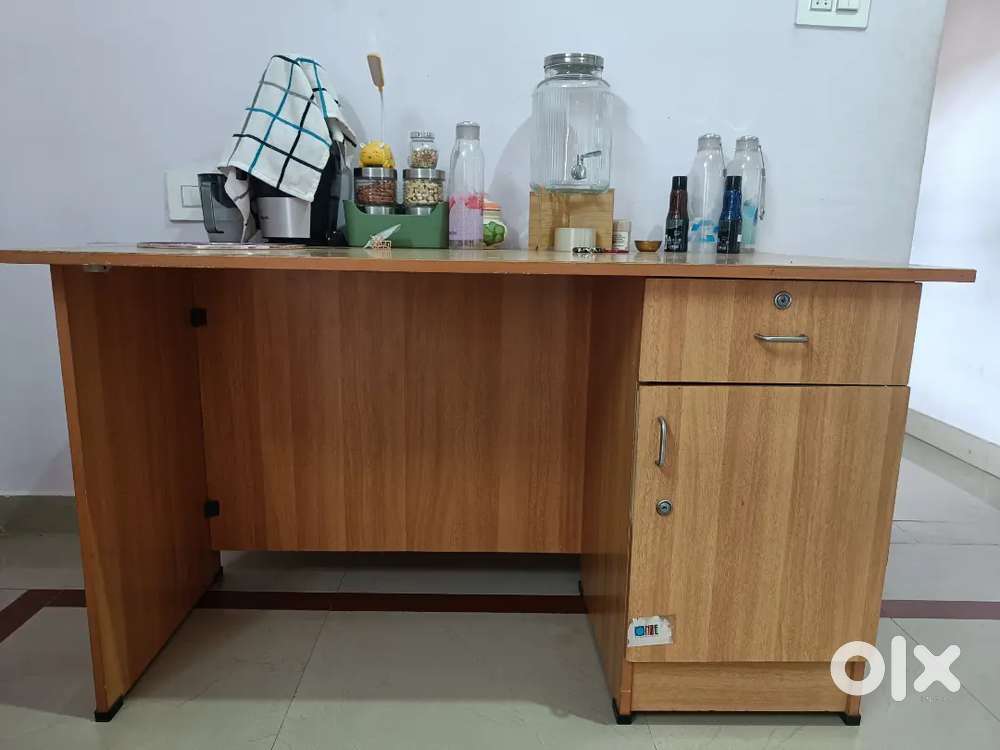 Study table