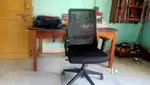 Computer chair and table