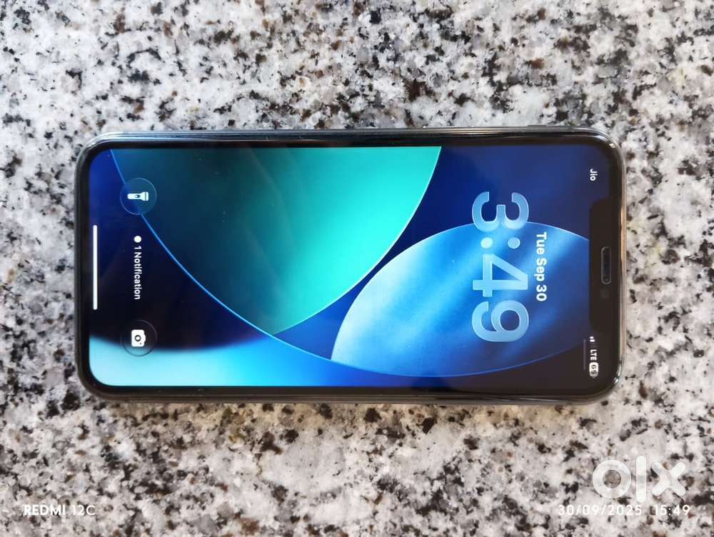 Iphone 11 all working
