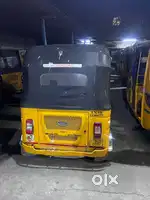 Bajaj auto 3 wheeler