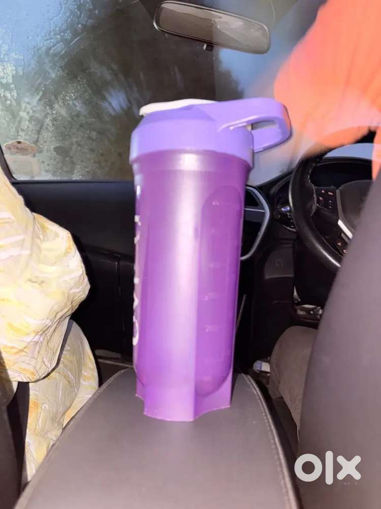 Shaker bottle (ovivo)