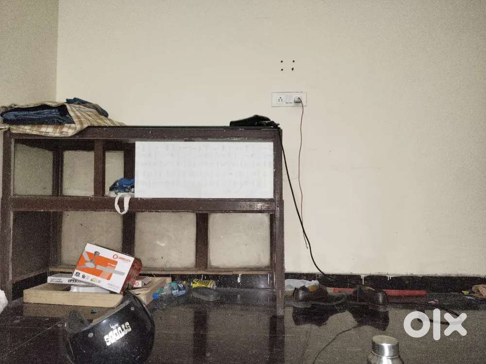 Room for rent in sharing