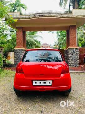 Maruti Suzuki Swift 2007 Petrol 81000 Km Driven