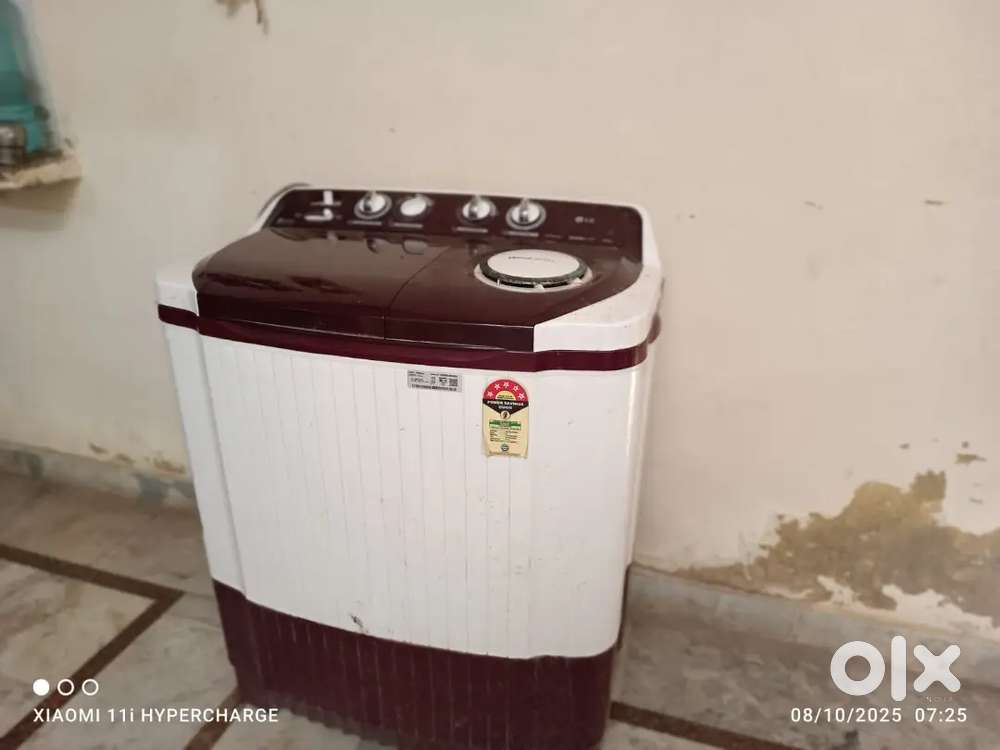 LG Washing machine,semi automatic 5 Star Rating,  8 kg,