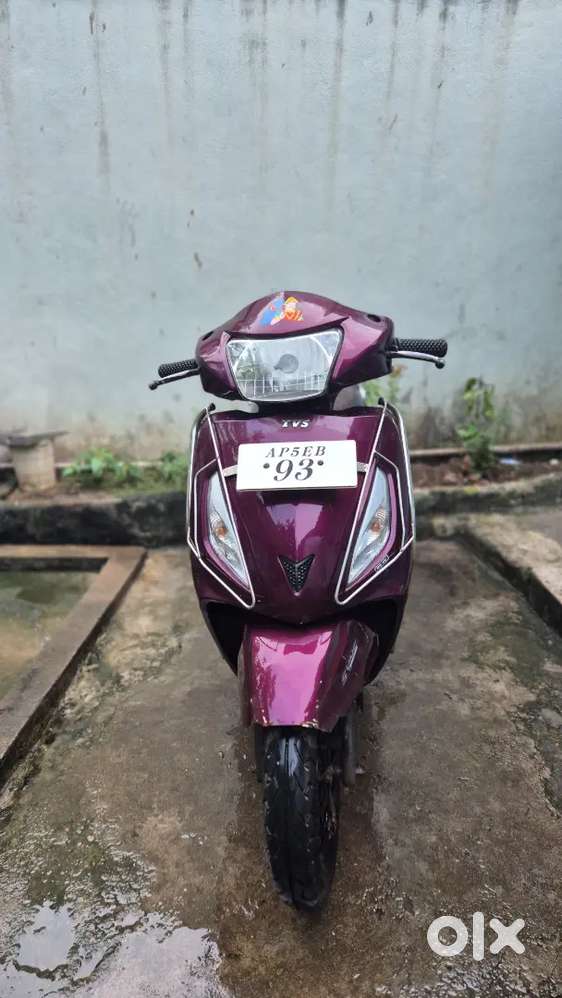 Neat and excellent condition, bike papers also available, no probelms
