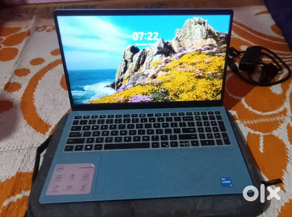 Dell laptop Inspiron 15 3511