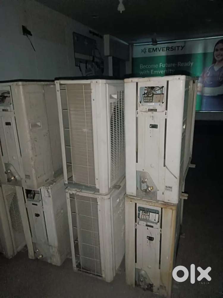 Mitsubishi 2 ton ac 11 pic