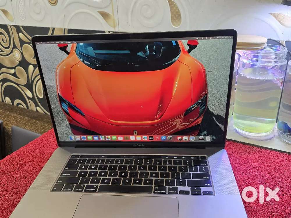 Apple Macbook Pro 2020 i7 16gb 512gb 5.5gb Graphics 16inch Retina