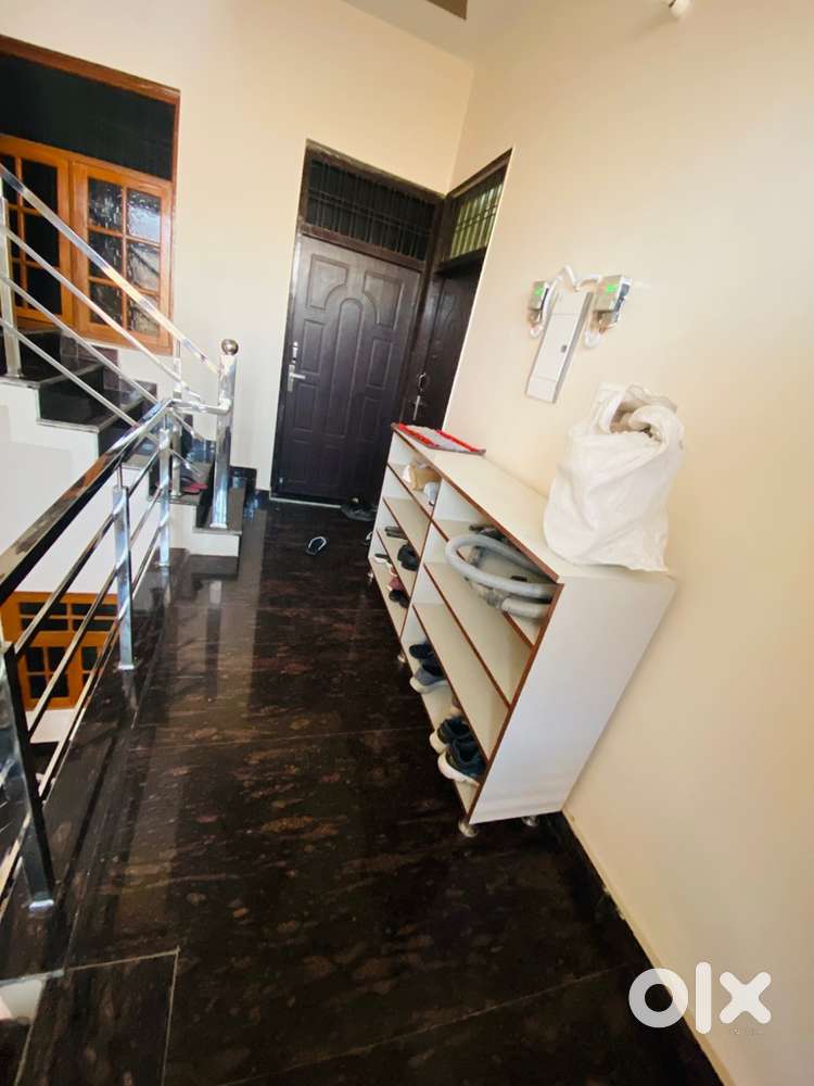 2 BHK FIRST FLOOR ONLY FOR VEGETARIAN