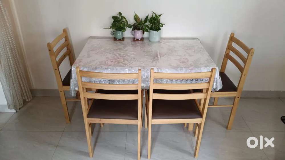 Dining table with 4 chairs