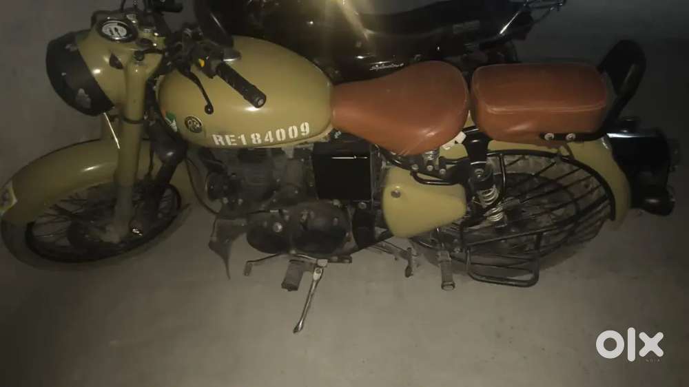 Royal Enfield Classic 350 (Signals Dual ABS)