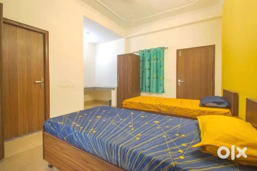 Fully furnished and independent girls and boys pg