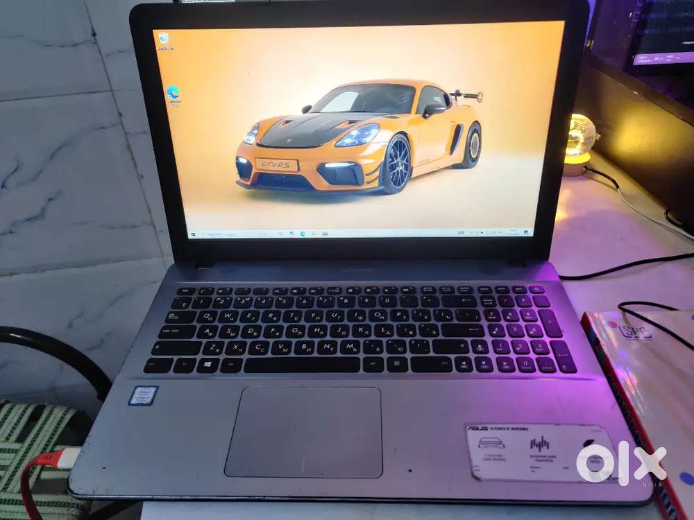 Asus laptop 8gb ram 256ssd