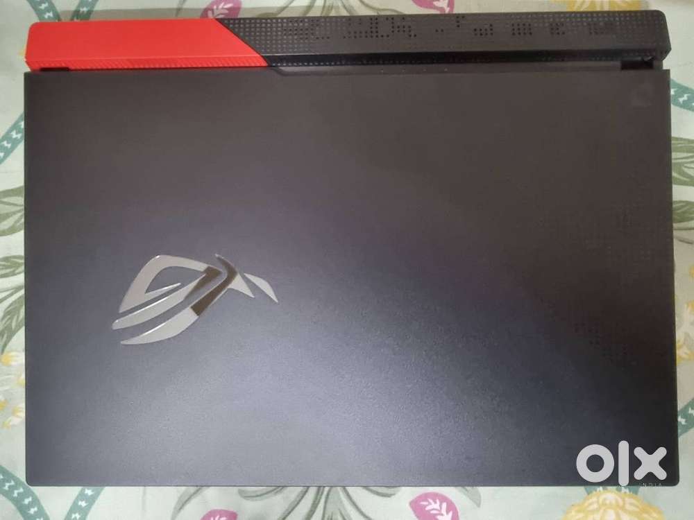Asus ROG Strix G15 Advantage Edition G513QY (SELLING FOR PARTS ONLY)