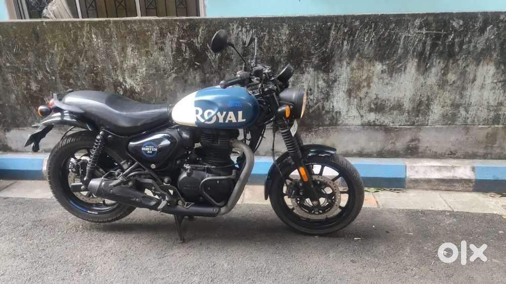 Sell brand new condition Hunter 350 (price negotiable)