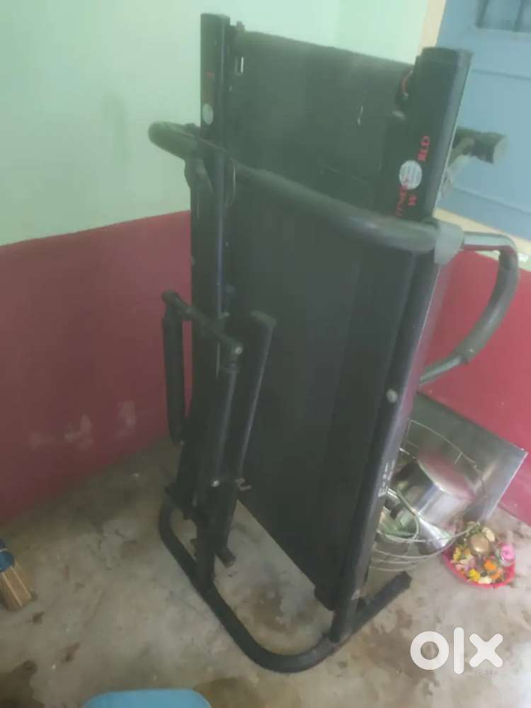 Manual treadmill