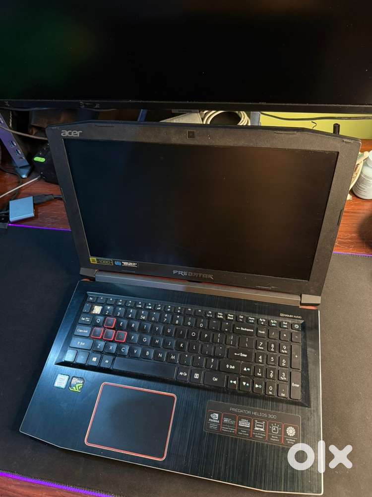 PREDATOR HELIOS 300 - Acer