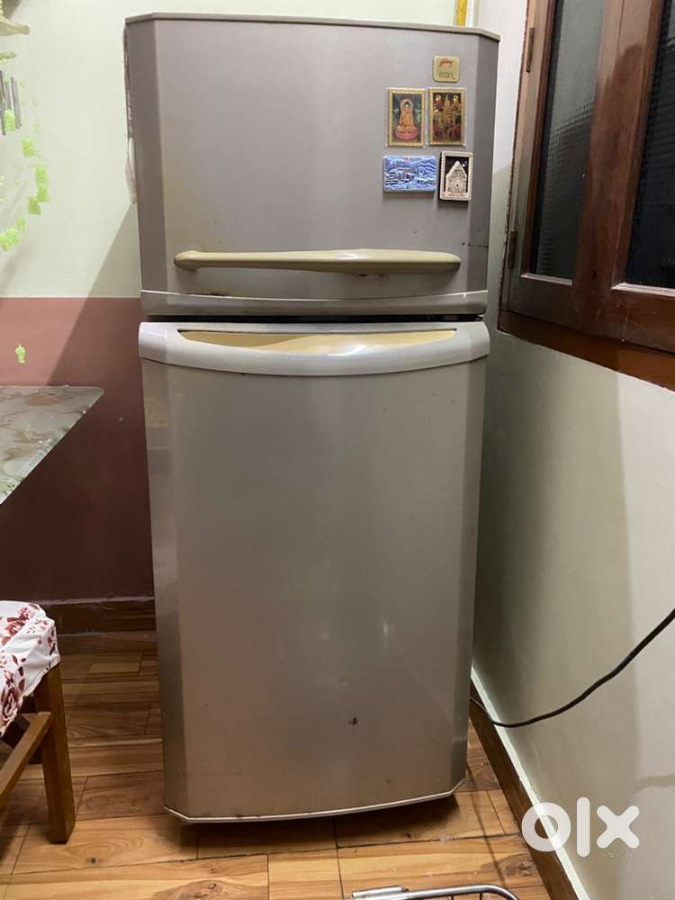 Goderj eon double door 220 ltr