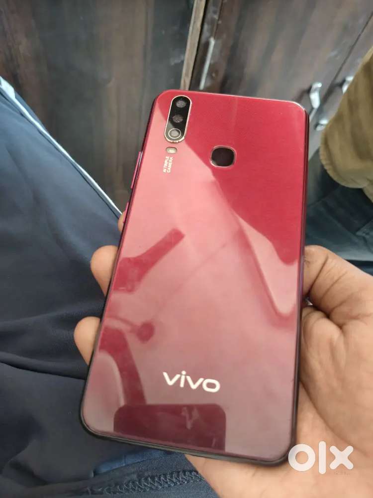 Vivo y12 storage 3/64gb hai touch crack hai bss all phn ok hai