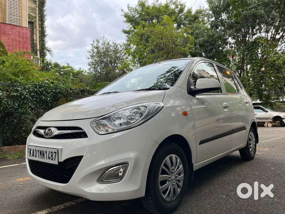 Hyundai i10 Sportz, 2016, Petrol