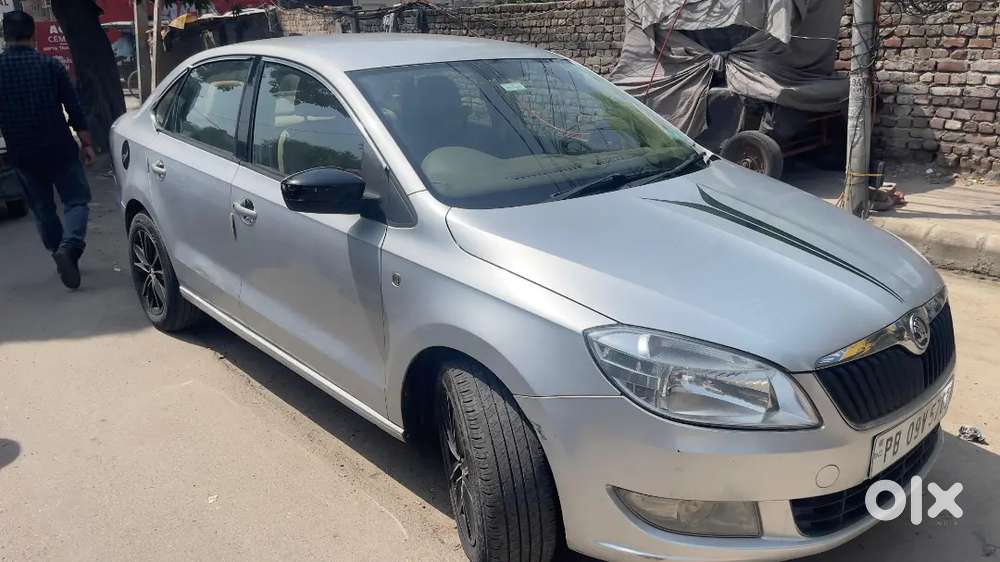 Skoda Rapid 2014 Diesel 114640 Km Driven
