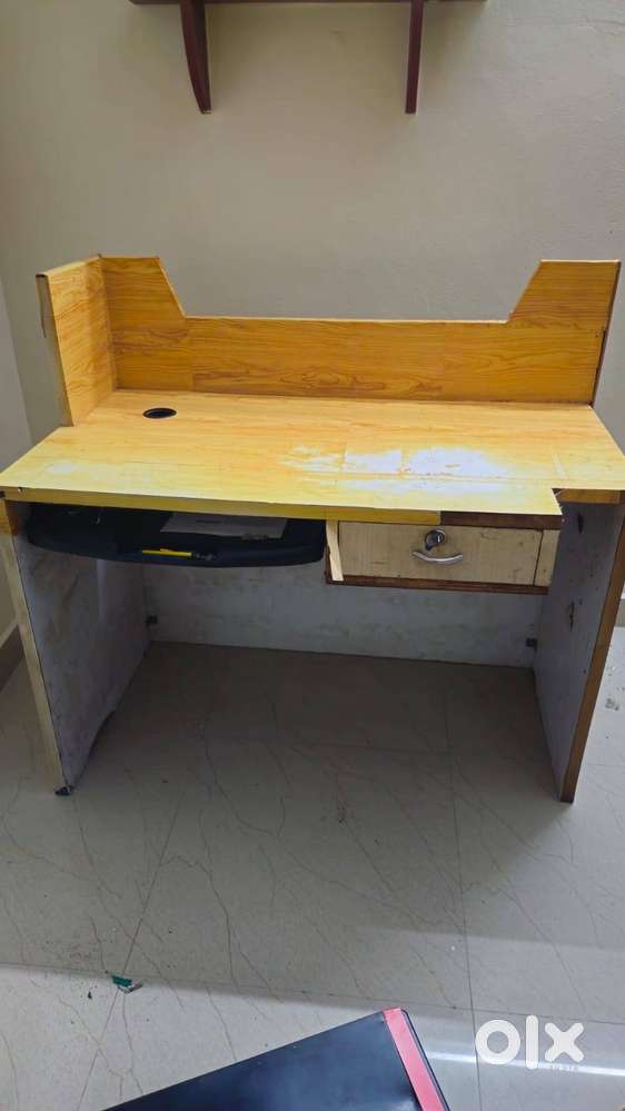 Used computer table or reception table available for sale