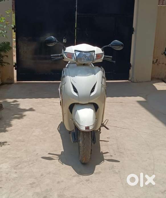 Honda activa 2012 model