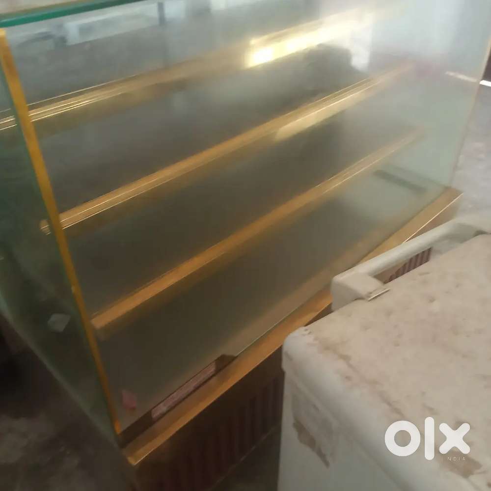 Litti samosa mithai bnane wala mistry chaiye