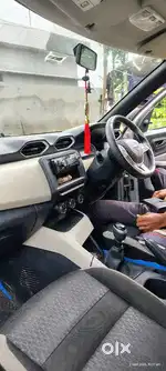 Nissan Magnite 2022 Petrol Good కండిషన్, blade silver coler