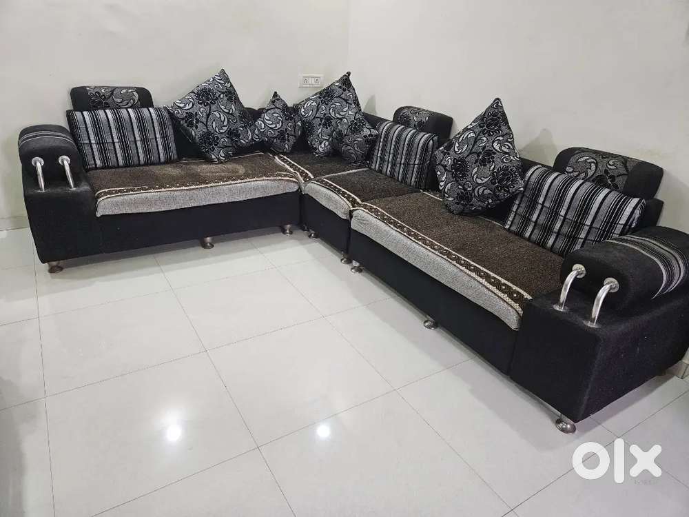 7 Seater L Shape Sofa with center table