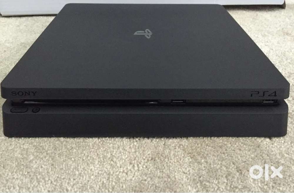 SONY PLAYSTATION 4 SLIM