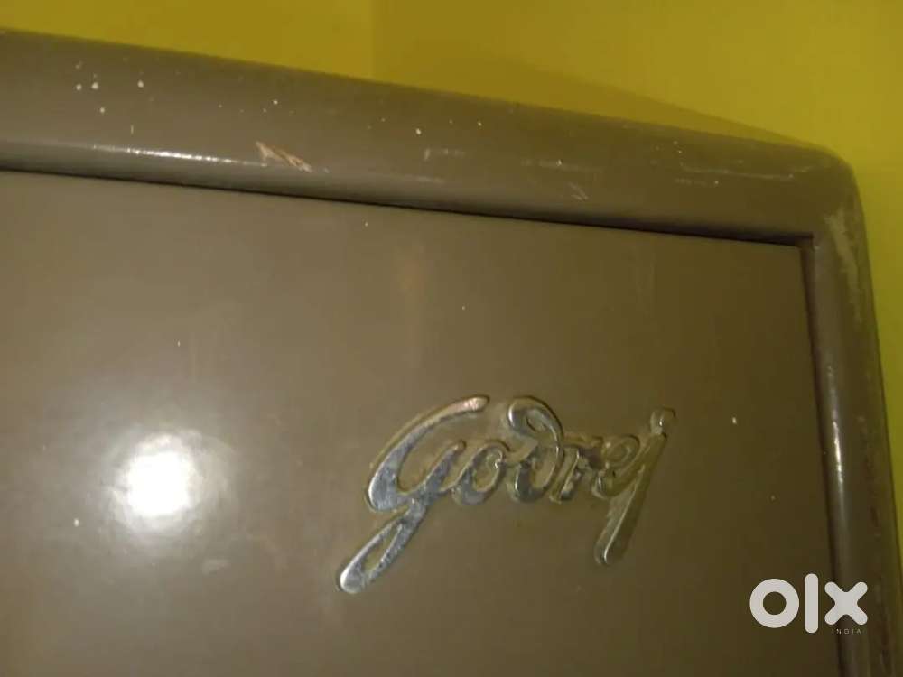 GODREJ WARDROBE