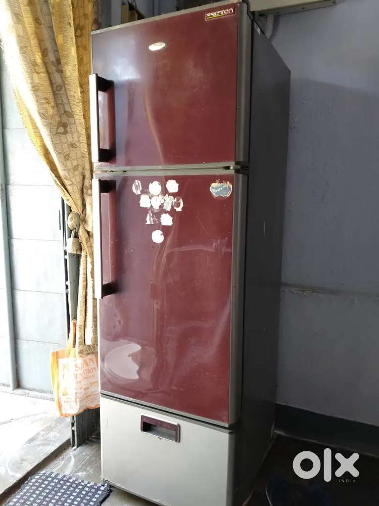 Whirlpool proton fridge