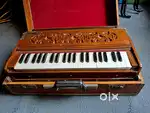 Wooden peti Harmonium