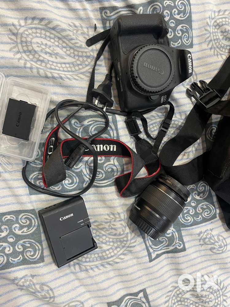 Canon EOS  1500D DSLR