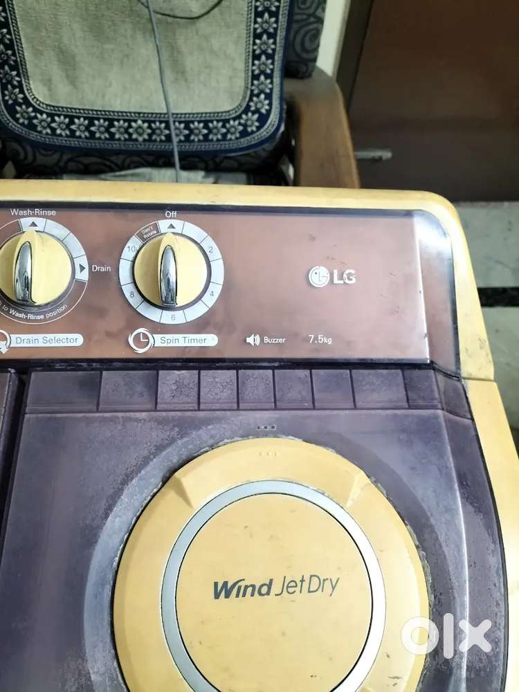 LG 7.5 Kgs Semi Automatic Washing Machine