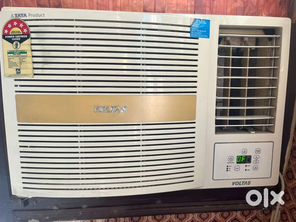 1.5 Ton window AC Voltas 5 Star rating with remote and stabilizer